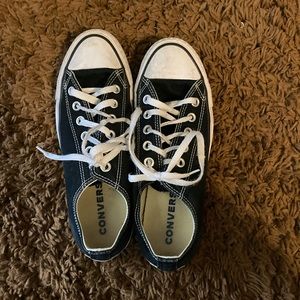 Converse shoes in good condition size 8